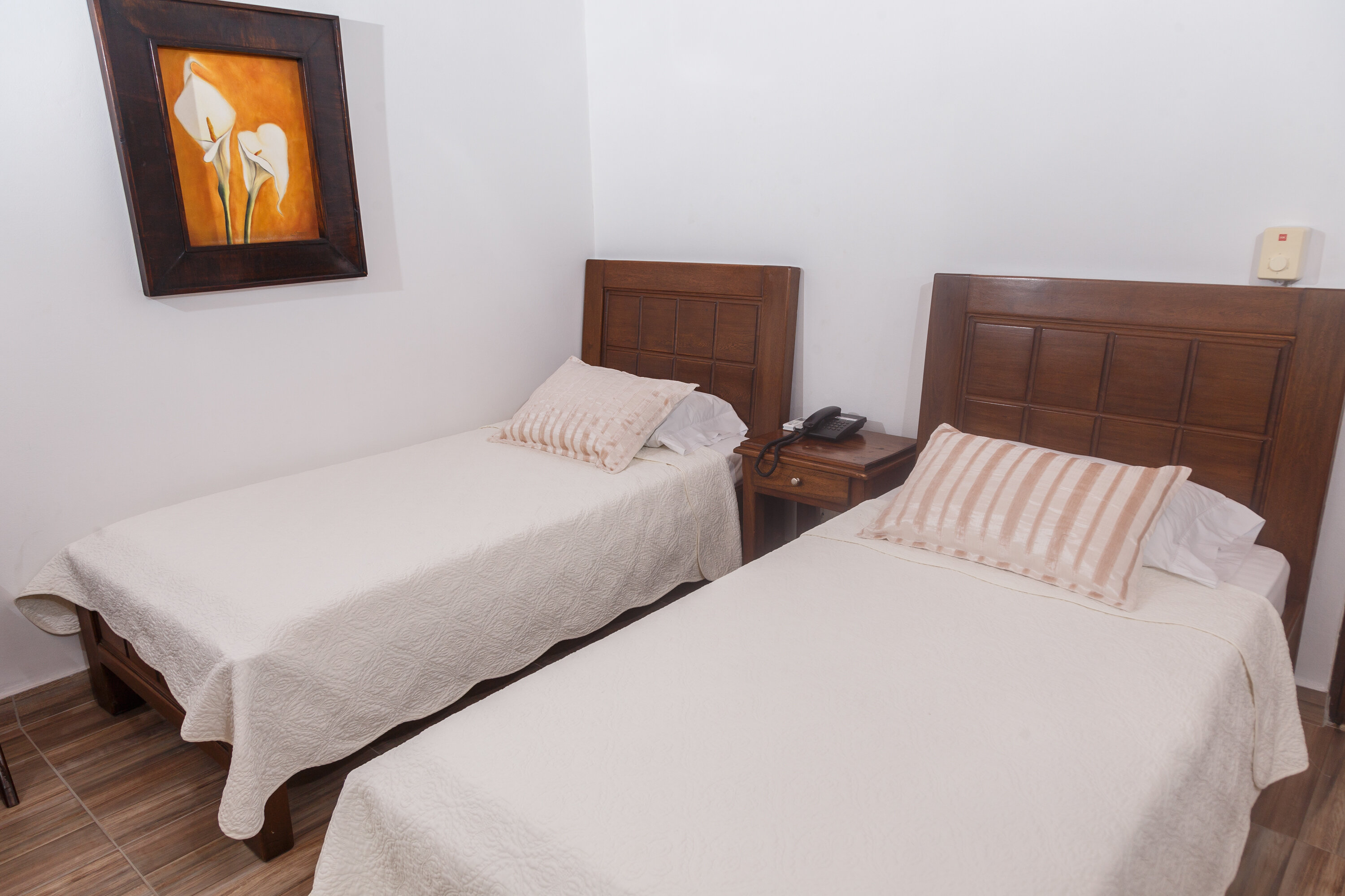 ESTANDAR DOBLE DE HOTEL FRUTAS DEL LAGO